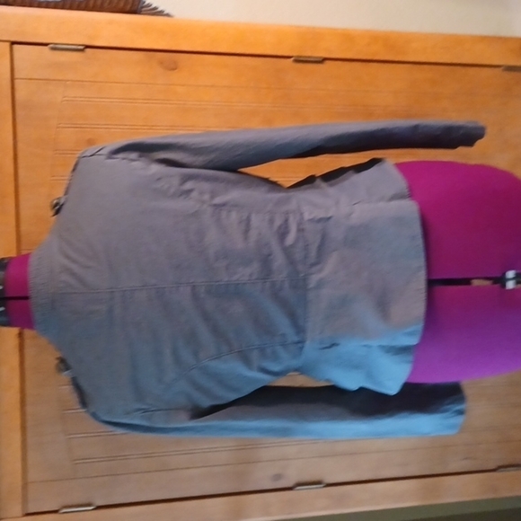 Miley Cyrus Max Azria Lightweight Moto Jacket - Picture 5 of 10